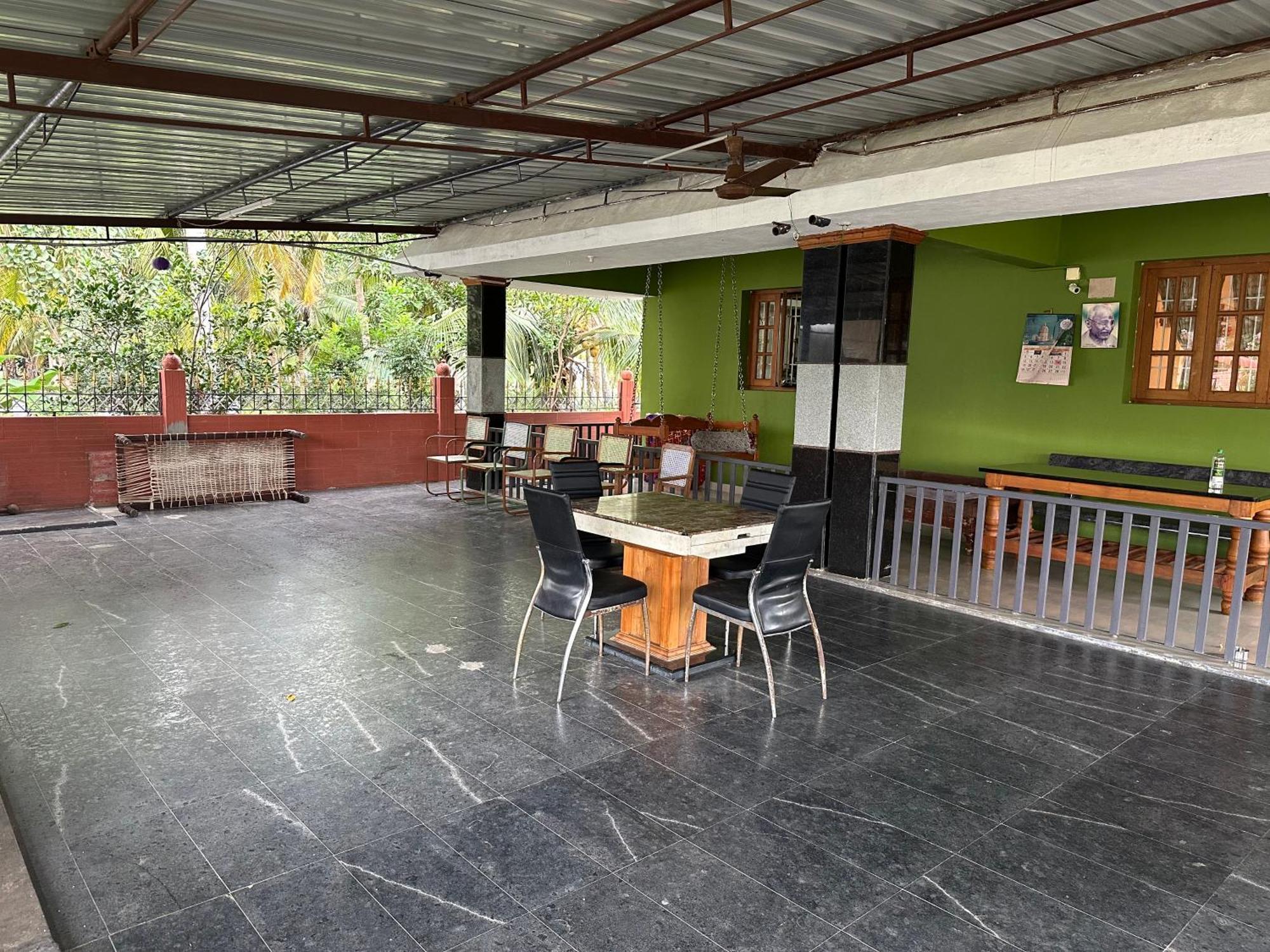 Sakthi Garden Home Stay Erode Exterior photo